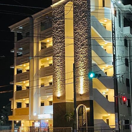 Hotel Y'Rise To Urasoe Esterno foto