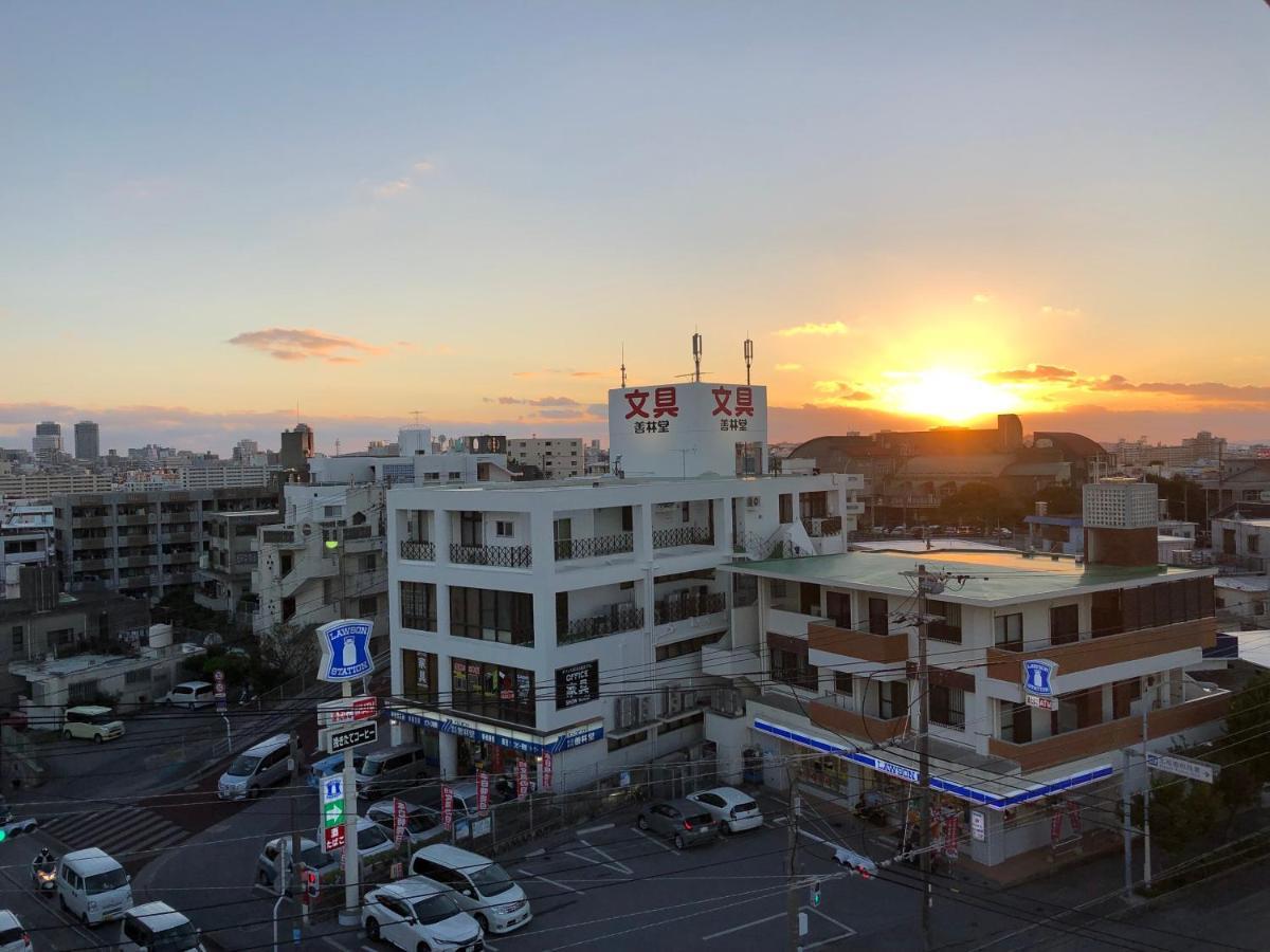 Hotel Y'Rise To Urasoe Esterno foto